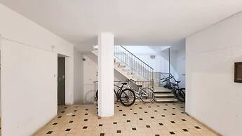 Geula Tulipe in Tel Aviv-yafo