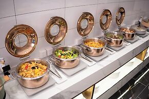 World Hotel Qingxian County Cangzhou