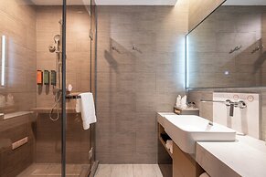 World Hotel Qingxian County Cangzhou