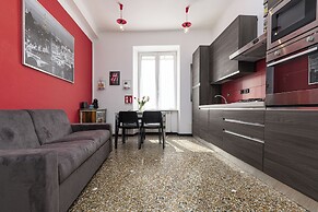 ROSA HOMES - THE RED