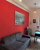 ROSA HOMES - THE RED