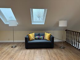 1 Bed Flat - Sleeps 3 - Parking - Wifi