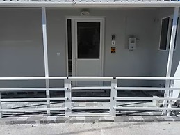 The Sun House in Paradisi