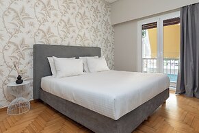 The Beehive Apartments