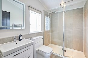 Host Stay Henry Bolckow Lodge