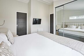 Host Stay Henry Bolckow Lodge