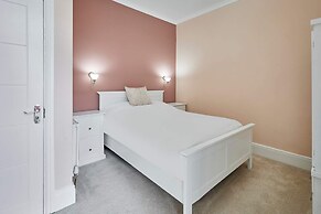 Host Stay 3 Metropole Towers