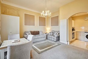 Host Stay 3 Metropole Towers