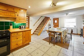 Host Stay Gray Street