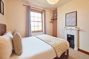 Host Stay Gray Street