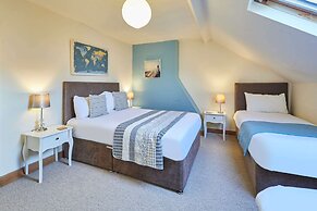 Host Stay Gray Street