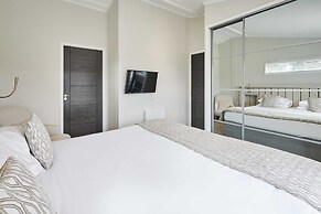 Host Stay Transporter Lodge