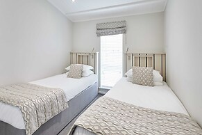 Host Stay Captain Cook Lodge