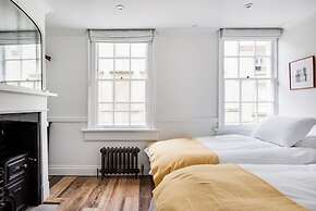 Central Georgian Townhouse With Free Parking