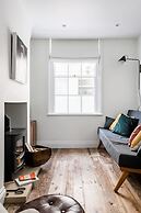 Central Georgian Townhouse With Free Parking