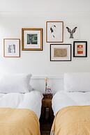 Central Georgian Townhouse With Free Parking