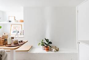 Central Georgian Townhouse With Free Parking