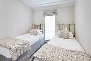 Host Stay Endeavour Lodge