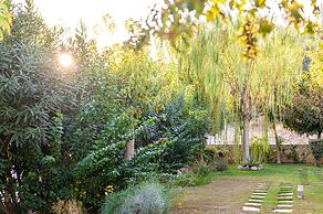 Mear Luxury Studio - Crete Garden Gem