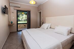 Mear Family Escape - Summer Cretan Getaway