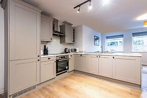 Apartment on Fulford