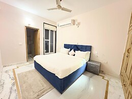Luxury 2 Bedroom's Apartment