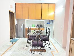 Luxury 2 Bedroom's Apartment