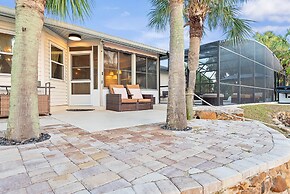 Canal Front Oasis With Pool in Palm Coast