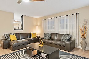 Canal Front Oasis With Pool in Palm Coast