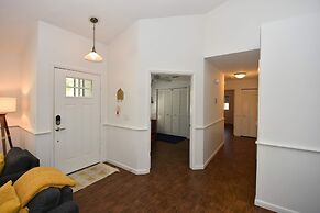 Sea Colony Cottage - Beachside Cottage in Beachfront Community w Pool