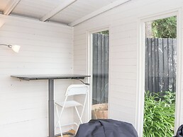 15 Summerland Avenue