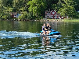 Charming Tynningö House With Sauna & BBQ
