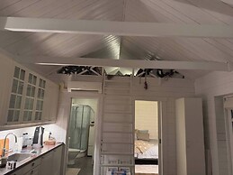 Charming Tynningö House With Sauna & BBQ