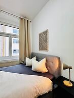 Comfy 4BR 10 Min Transport to Stadthalle
