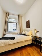 Comfy 4BR 10 Min Transport to Stadthalle