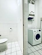 Comfy 4BR 10 Min Transport to Stadthalle