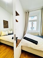 Comfy 4BR 10 Min Transport to Stadthalle