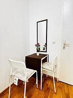 Comfy 4BR 10 Min Transport to Stadthalle