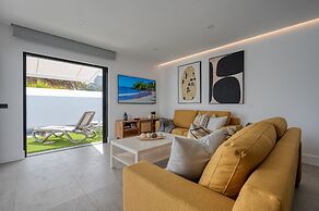 Chalet in Maspalomas With Heated Pool