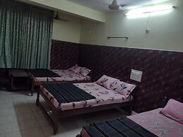 Padmashree lodge