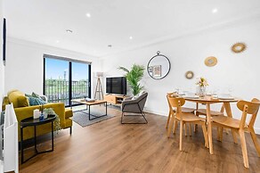 Manchester - Apartment - Sleeps 5 - Parking