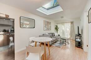 @ Marbella Lane -cozy 1BR Studio in Palo Alto Dwtn