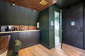 The Carlton Tavern Hotel