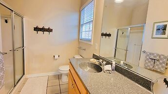 Sandy Bottom Circle 6301