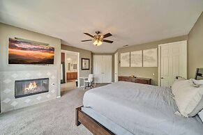 Spacious Golf Course Retreat - w/ Modern Kitchen
