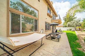 Spacious Golf Course Retreat - w/ Modern Kitchen