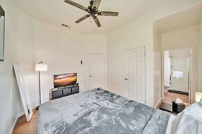 Spacious Golf Course Retreat - w/ Modern Kitchen