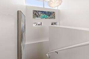 @ Marbella Lane - Cozy and Eccentric Design Home