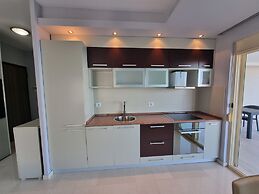 Bes' Sea View Studio