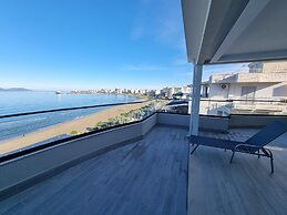 Bes' Sea View Studio